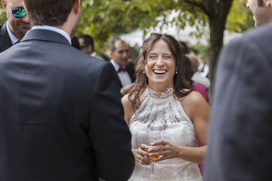 Instantánea de la novia durante el Cóctel. Restaurante la Mamunia.