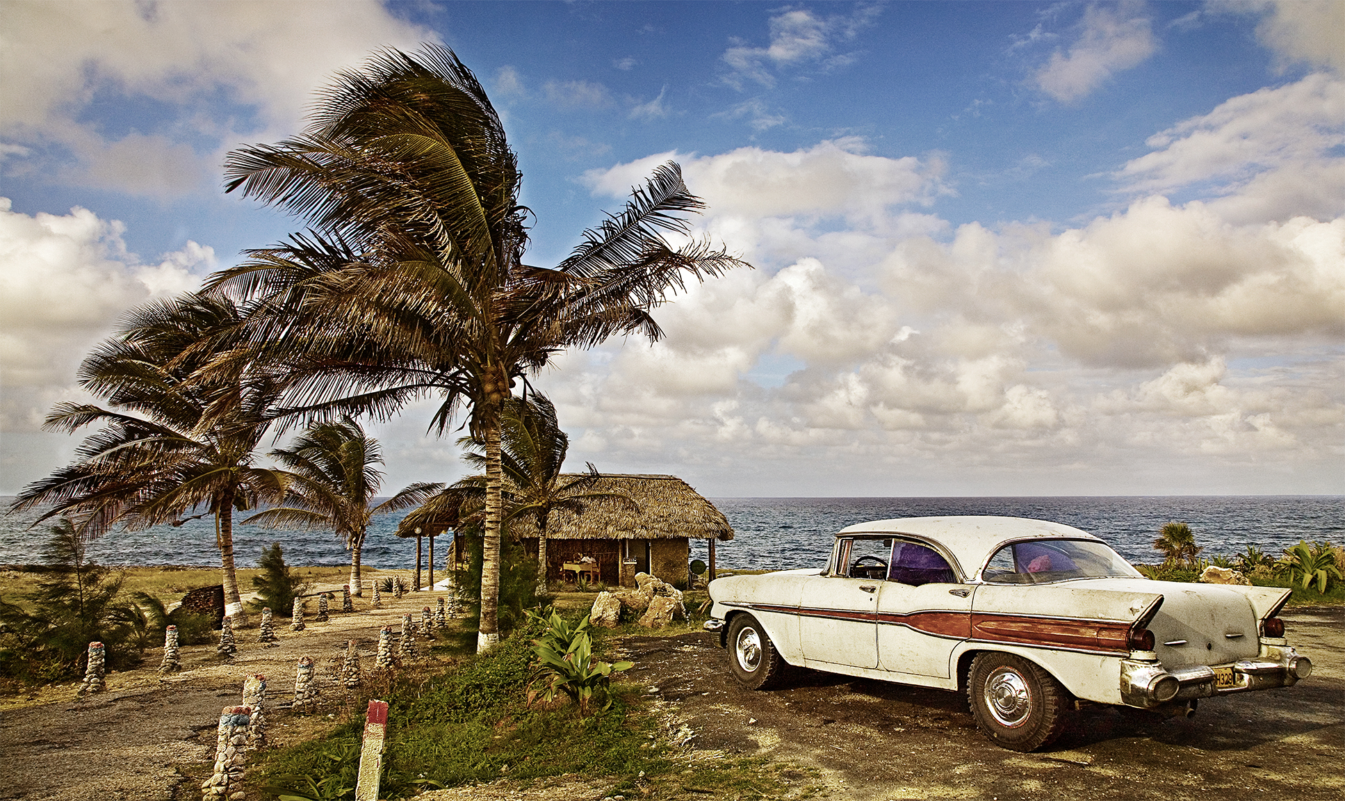 Tierra Bañada. Premio Lux Oro. La Habana.