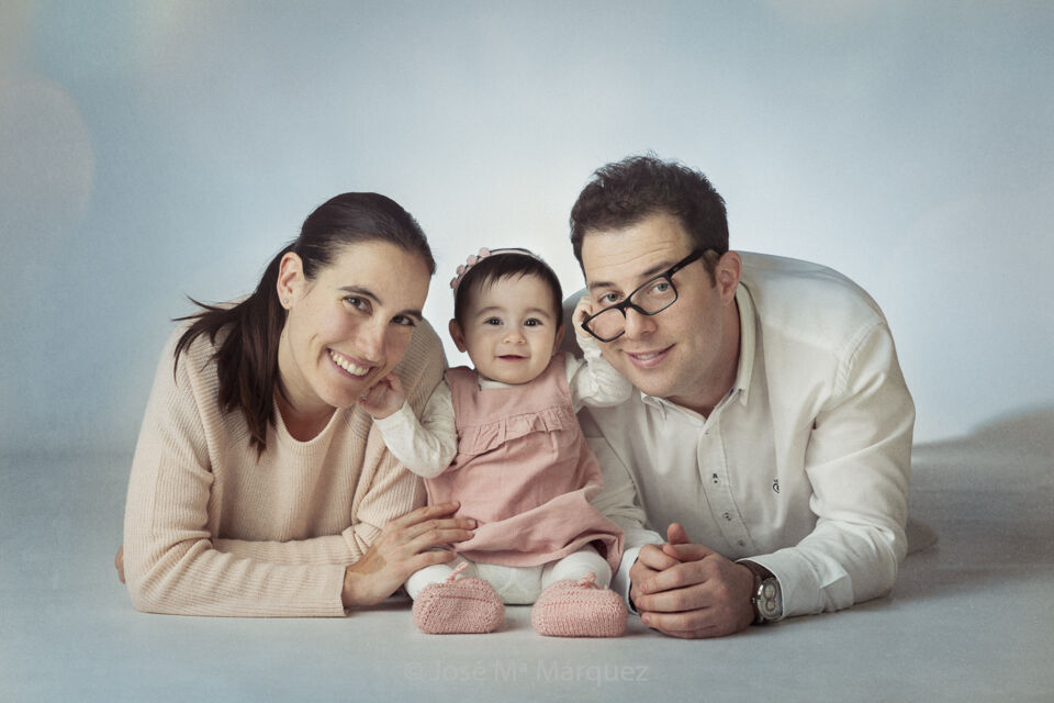 Fotografias De Bebes Y Ninos Sesiones De Estudio Y Exteriores Jose Maria Marquez Fotografo De Granada